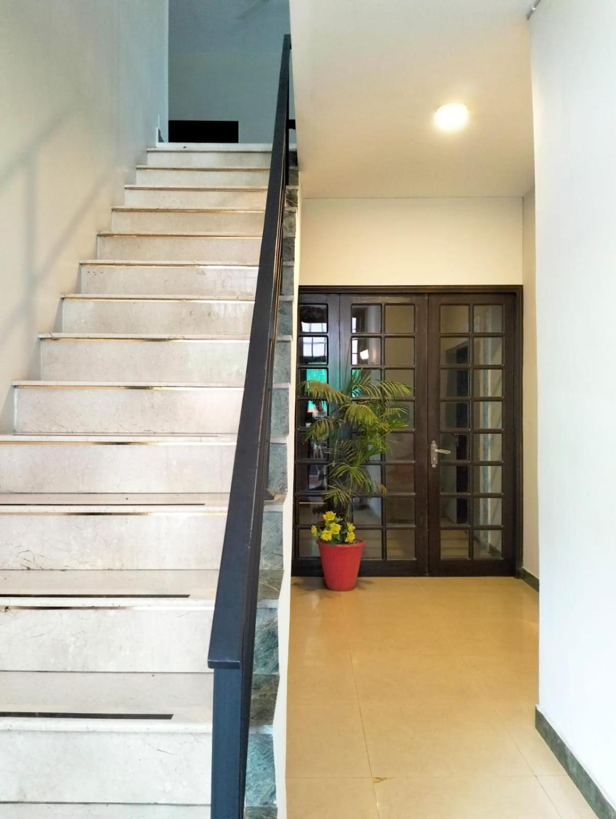 Riviera Courtyard Guest House Islamabad Bagian luar foto