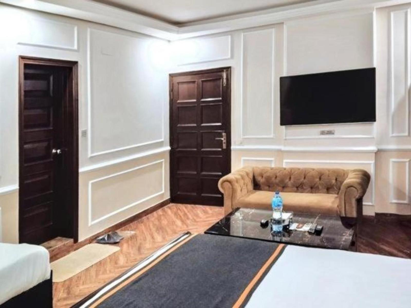 Riviera Courtyard Guest House Islamabad Bagian luar foto